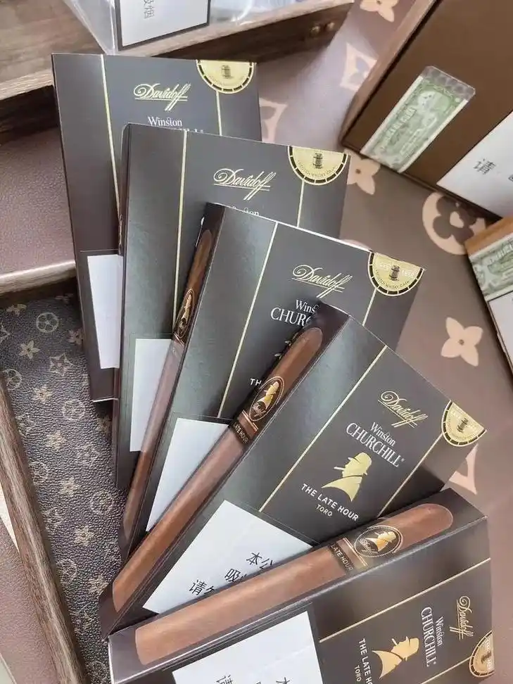 大卫杜夫至暗时刻 雪茄大卫杜夫(davidoff)至暗时刻托 - 抖音