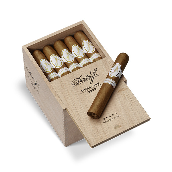 大卫杜夫 署名6000 雪茄｜Davidoff Signature 6000｜优雅木香与奶油尾韵的平衡体验