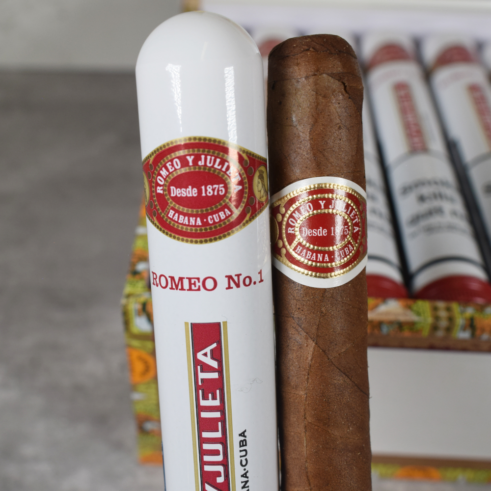 Romeo y Julieta No.1 罗密欧与朱丽叶 1 号