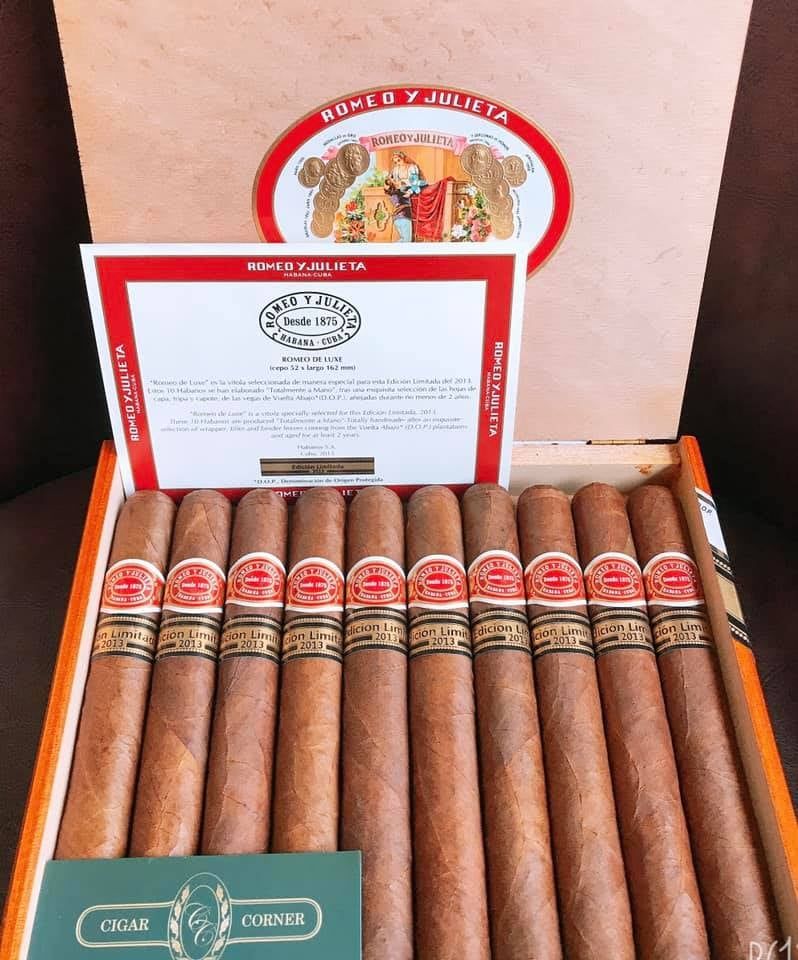Romeo Y Julieta De Luxe Edición Limitada 2013 (Giá: Liên hệ) - Cigar Corner