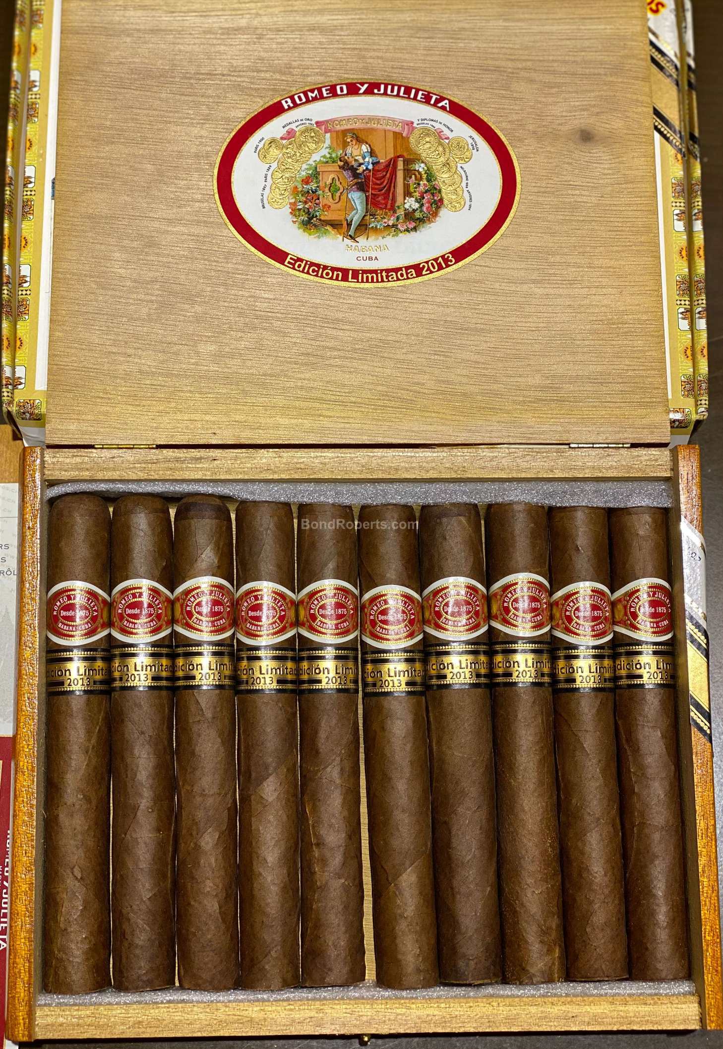 Romeo y Julieta De Luxe Edición Limitada 2013 Varnished Boîte Nature ...