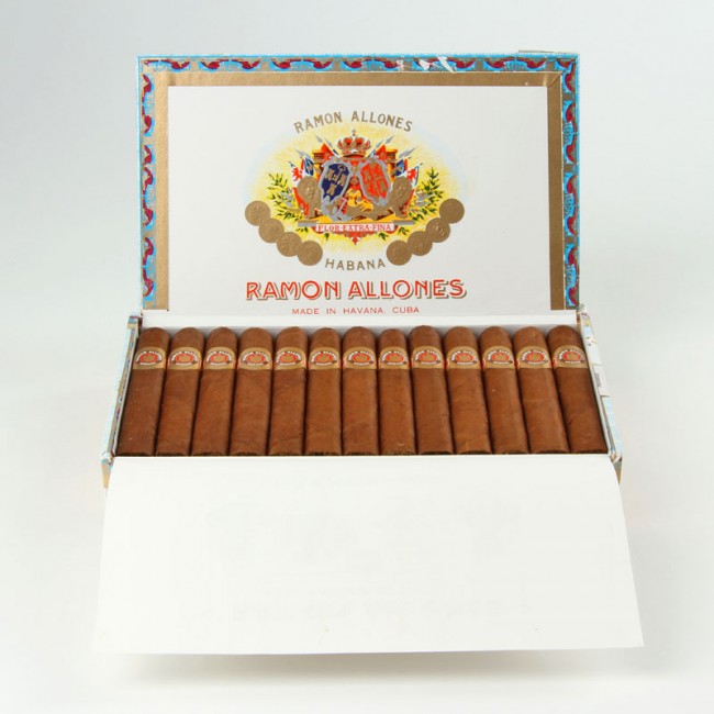 Ramon Allones Small Club Corona online kaufen auf Noblego.de