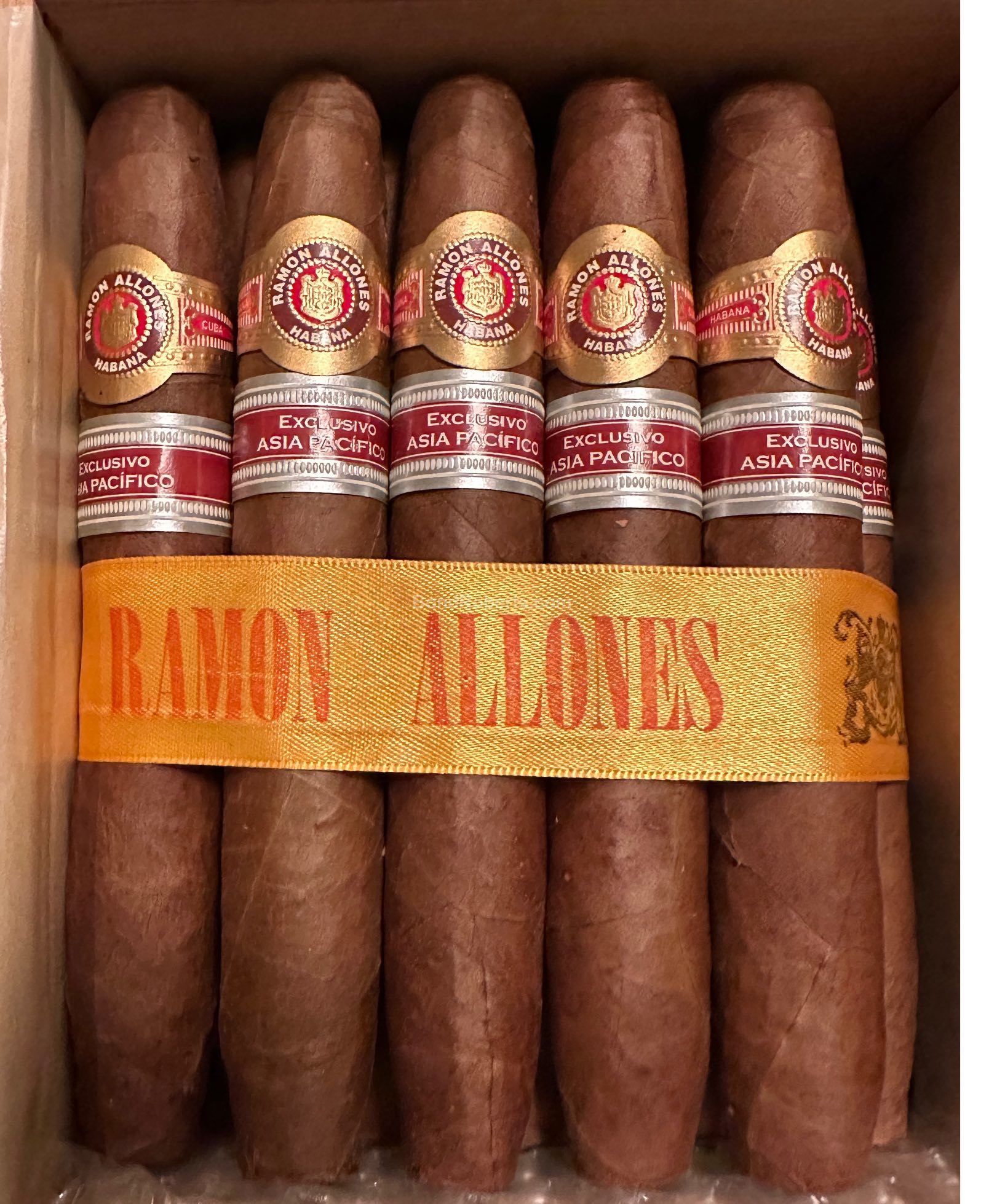 Ramón Allones Paco 雷蒙阿隆内斯帕科