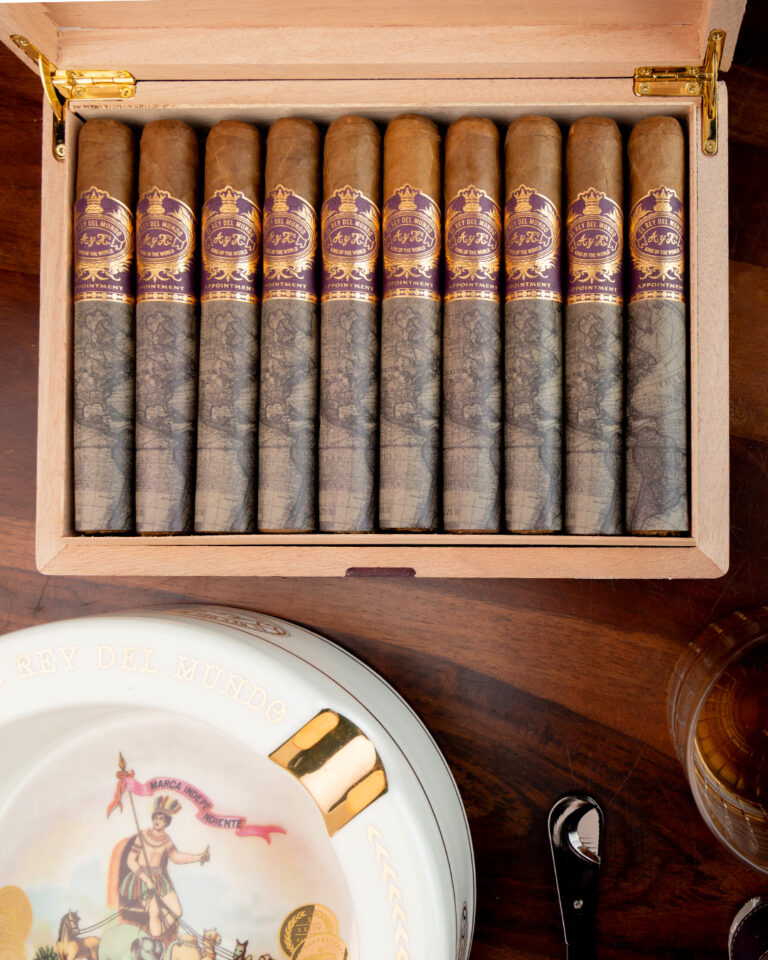 El Rey del Mundo Corona Extra 世界之瓦特级皇冠