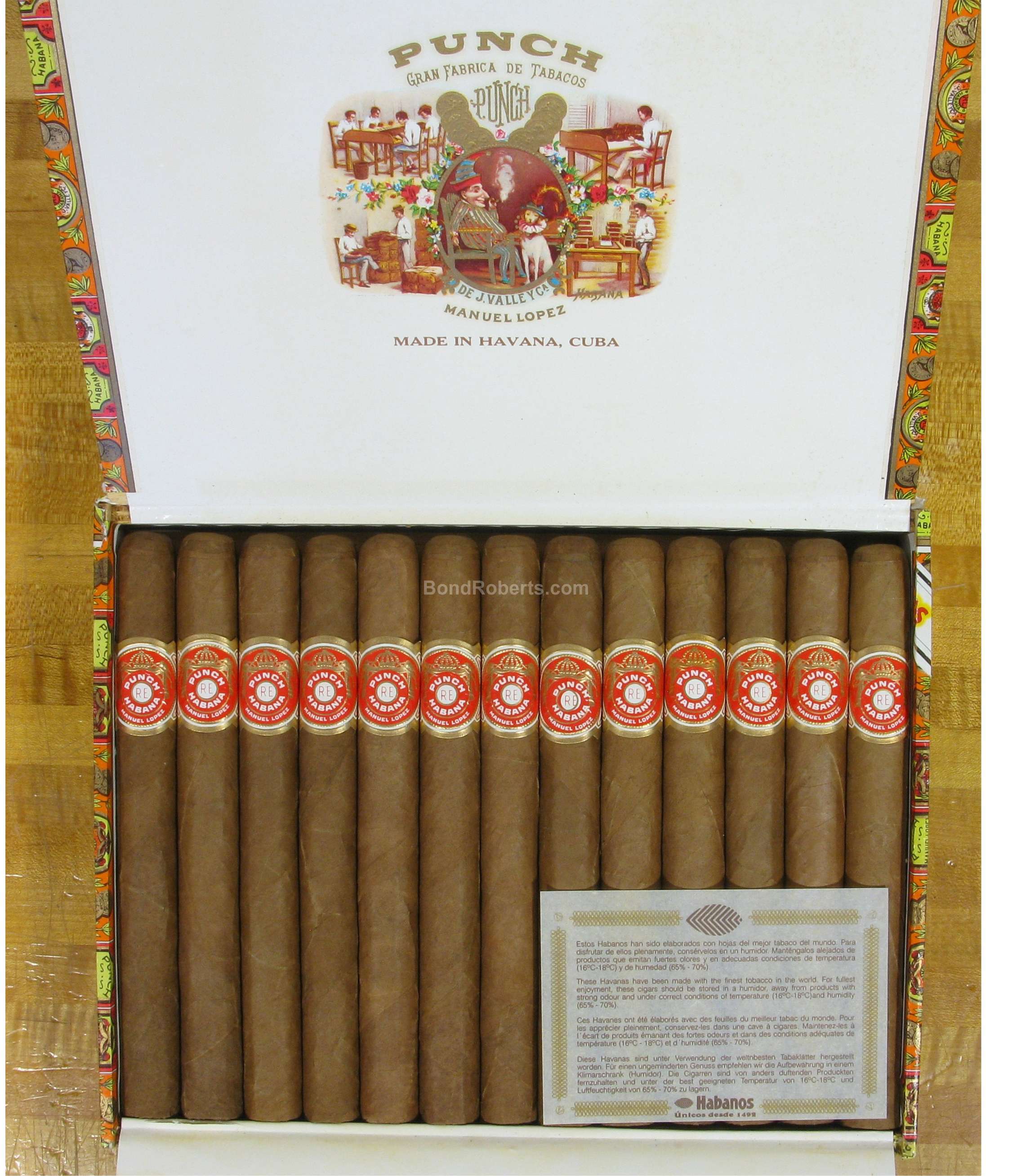 Punch Churchills 2000 Dress Box of 25 cigars 18987