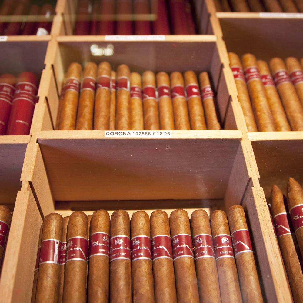 Dunhill Cigars - Colombo