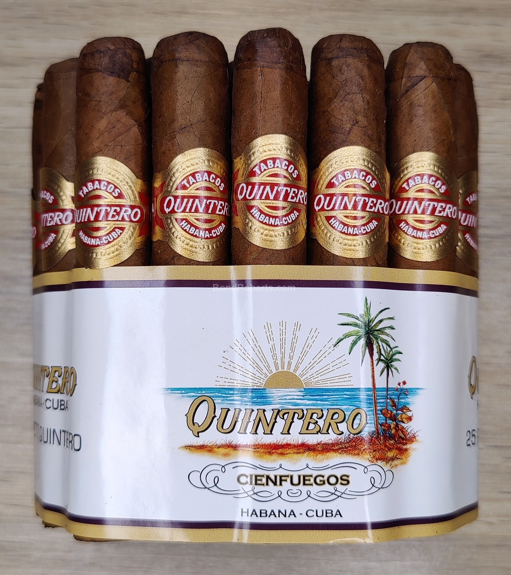 Quintero Petit Quinteros 2022 Cardboard Box of 25 cigars 40861