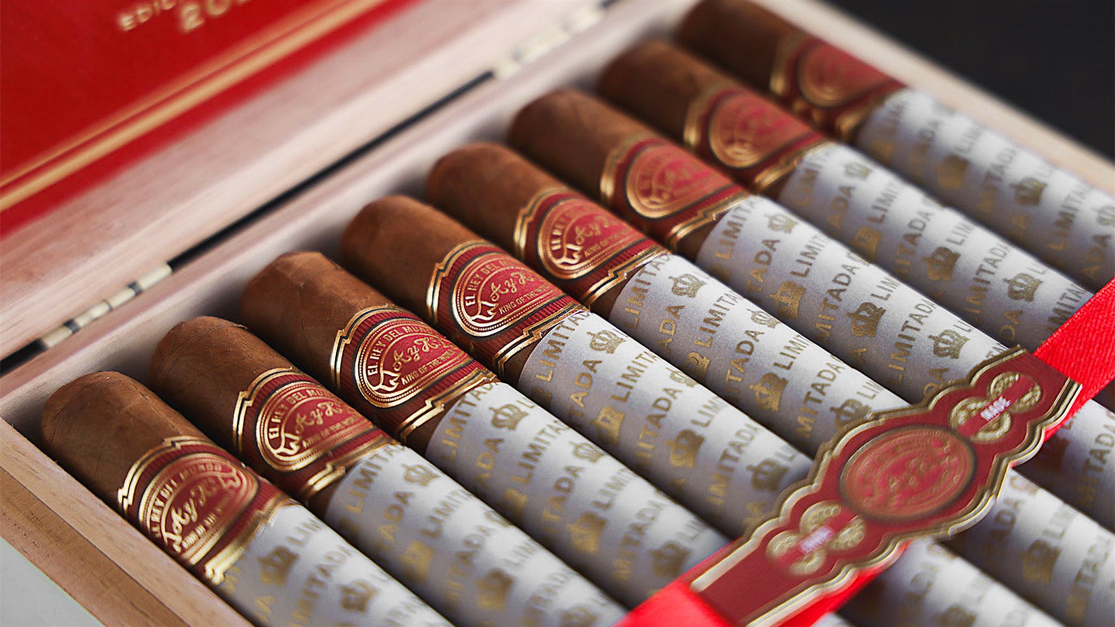 A Limited-Edition El Rey Del Mundo Made by JRE Tobacco Co. | Cigar ...