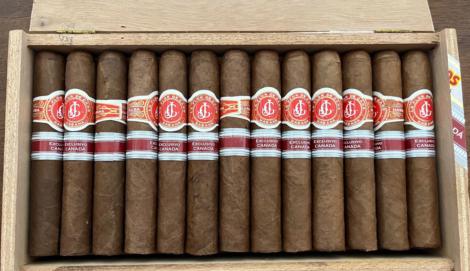 La Flor de Cano Siboney Edición Regional Canadá 2015 Semi Boite Nature ...