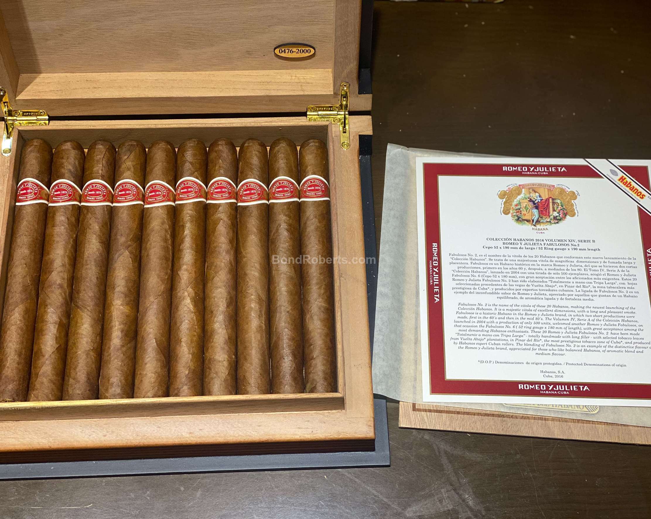 Romeo y Julieta Fabulosos No.2 Colección Habanos 2016 Book-shaped Boîte ...