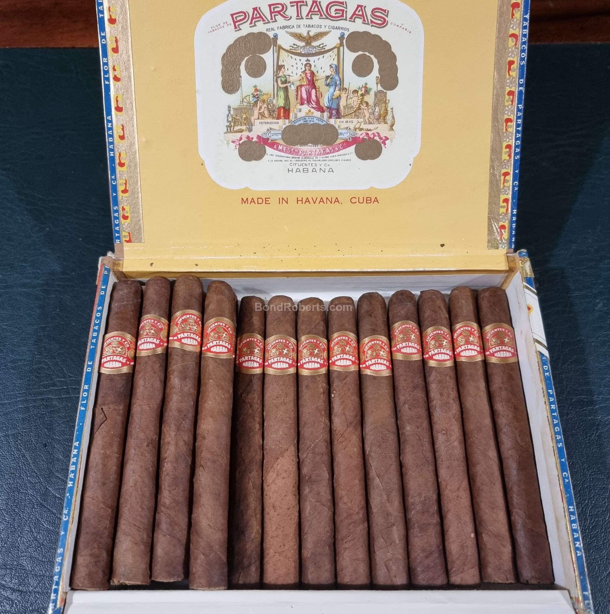Partagás Panetelas 帕特加斯宾丽