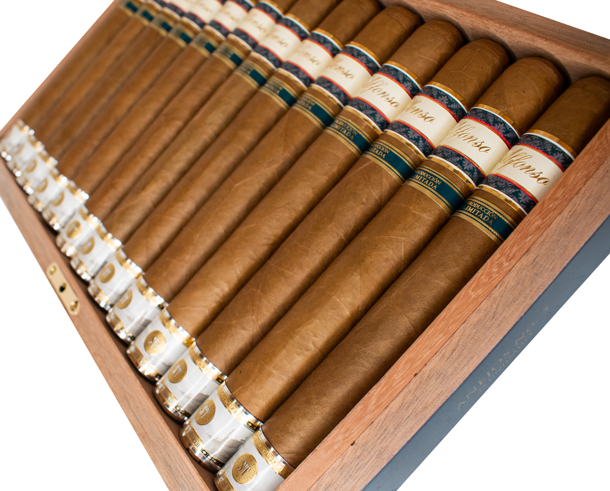 Buy Alfonso Añejos No.5 Online at Small Batch Cigar | Best Online Cigar ...