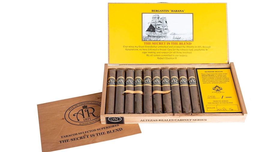 Altezas Reales 皇室雅致1871特级皇冠 雪茄资料