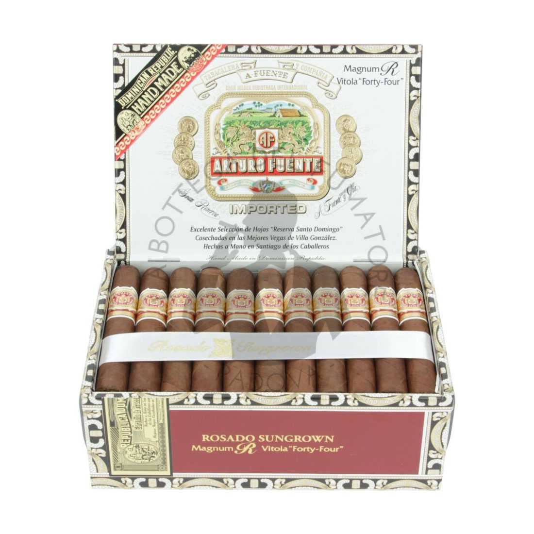Arturo Fuente 阿图罗·富恩特 玫瑰晒烟 Magnum R 六十型号 (6" x 60") 雪茄资料