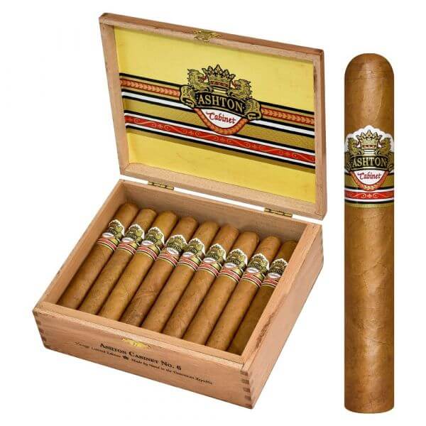 Ashton Cabinet No.6 - Zeus Cigars