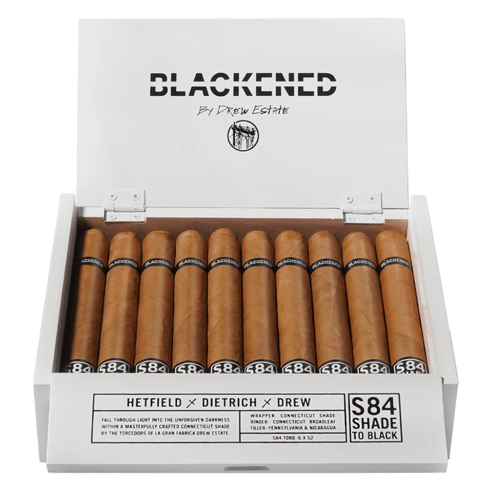 Blackened S84 Shade to Black Robusto