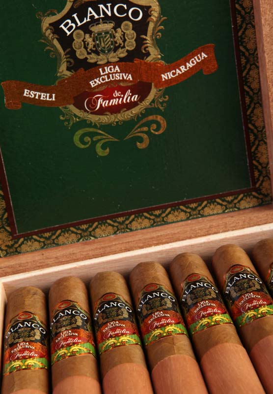 Blanco Liga Exclusiva De Familia Connecticut Torpedo