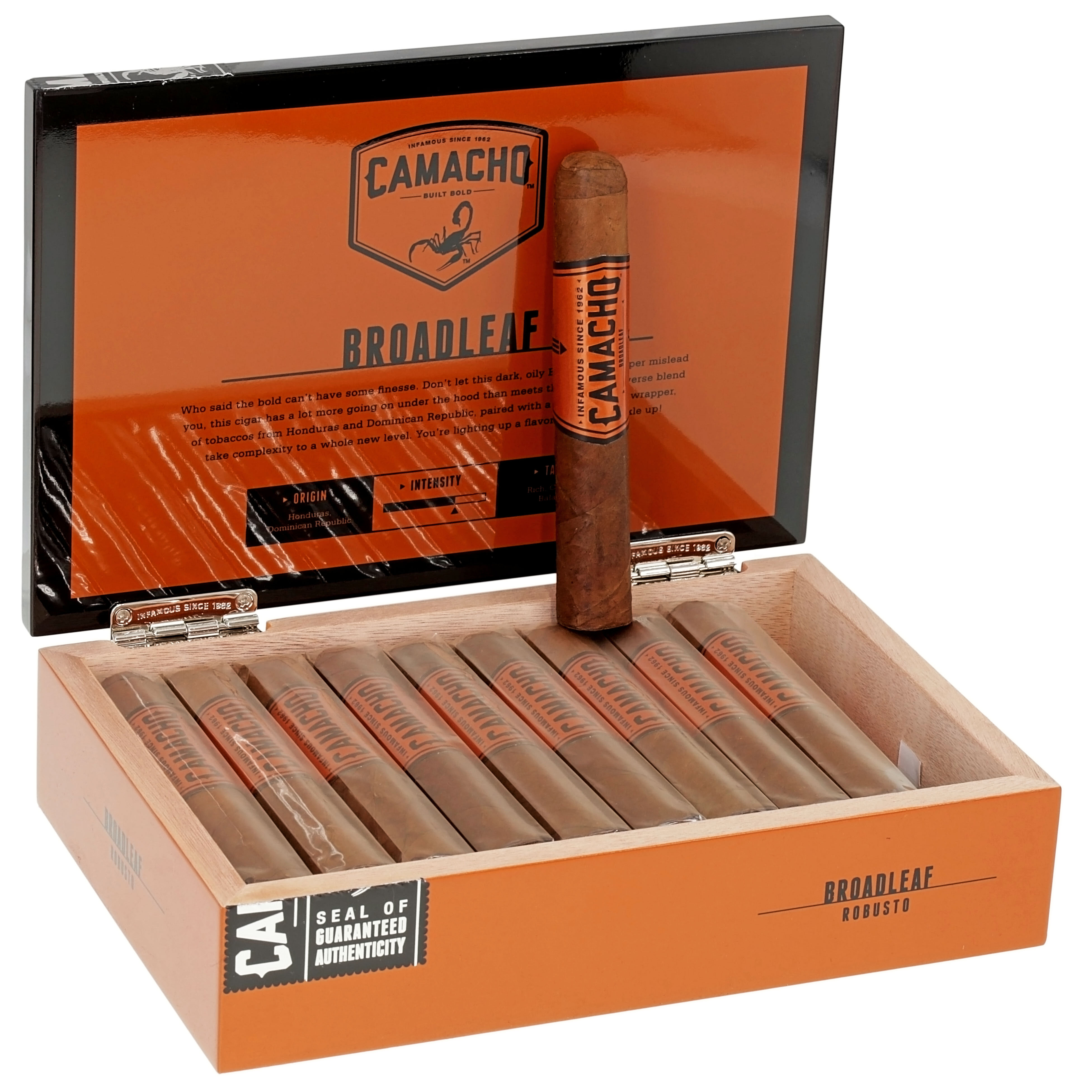 Camacho 卡马乔阔叶罗伯图 雪茄资料