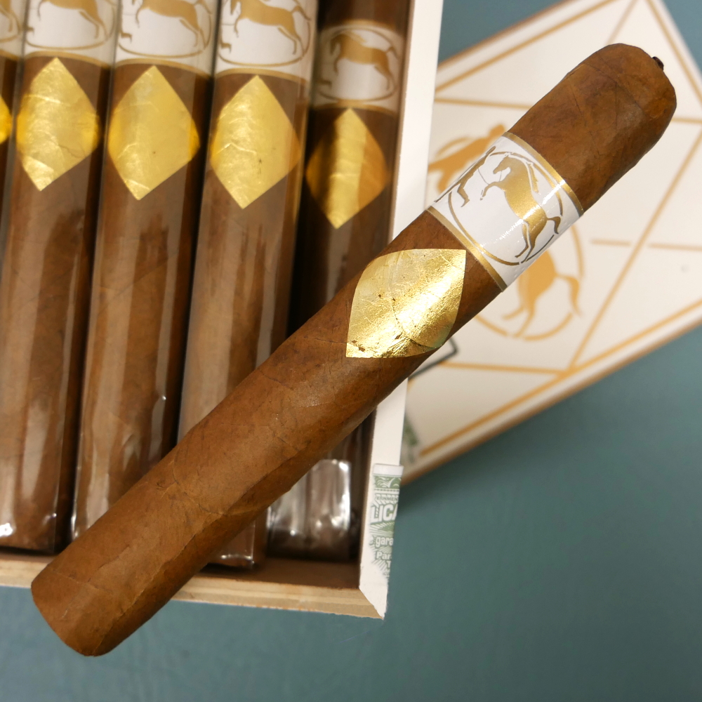 Cavalier Geneve 日内瓦骑士 白标 公牛 雪茄资料