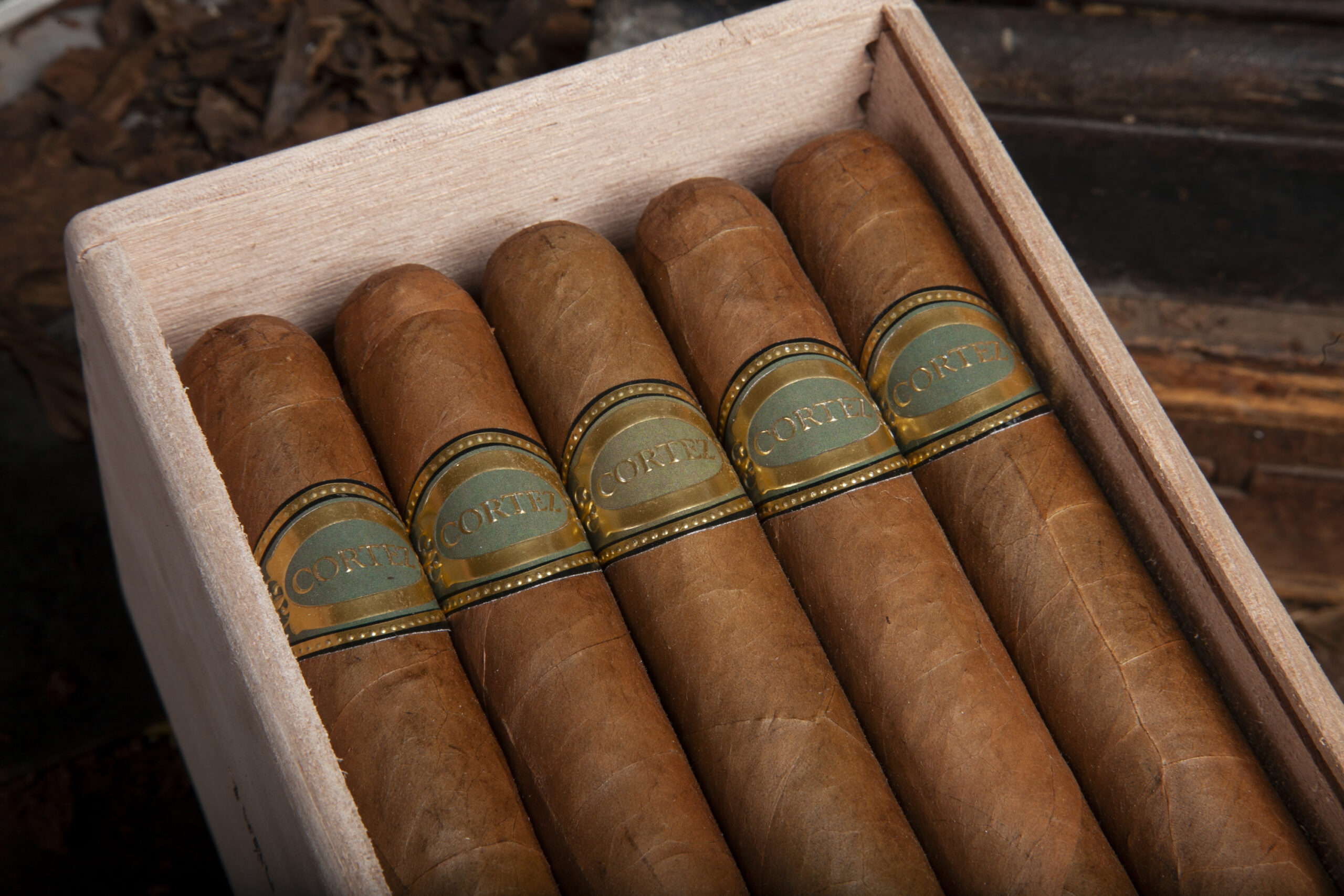 Grey Label Cortez Cabinet - Robusto 50x5 - 20 Count - Cortez Cigars