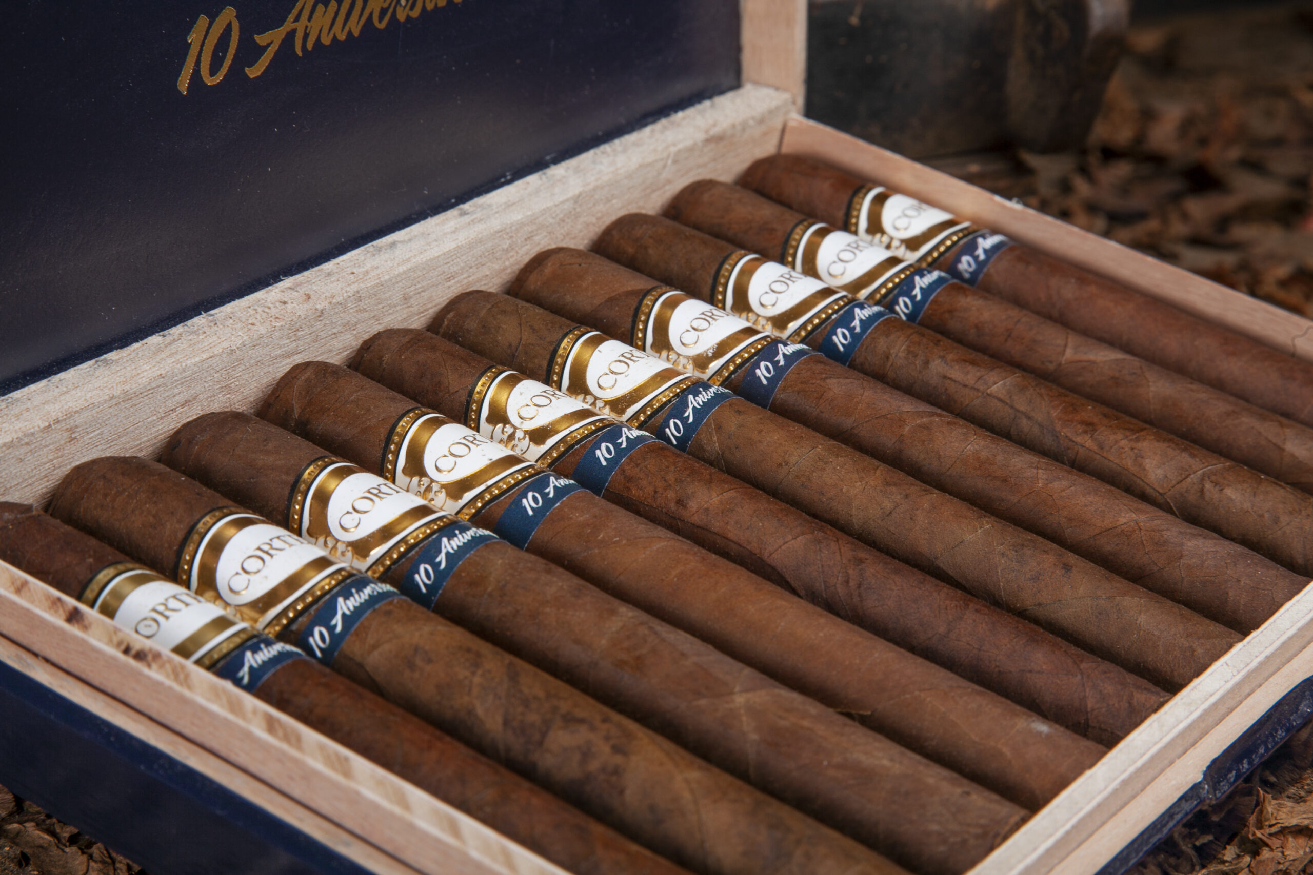 10th Anniversario - Toro 54x5 1⁄2 - 20 Count - Cortez Cigars
