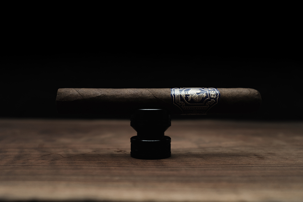 Dapper Desvalido Disla Corona Doble