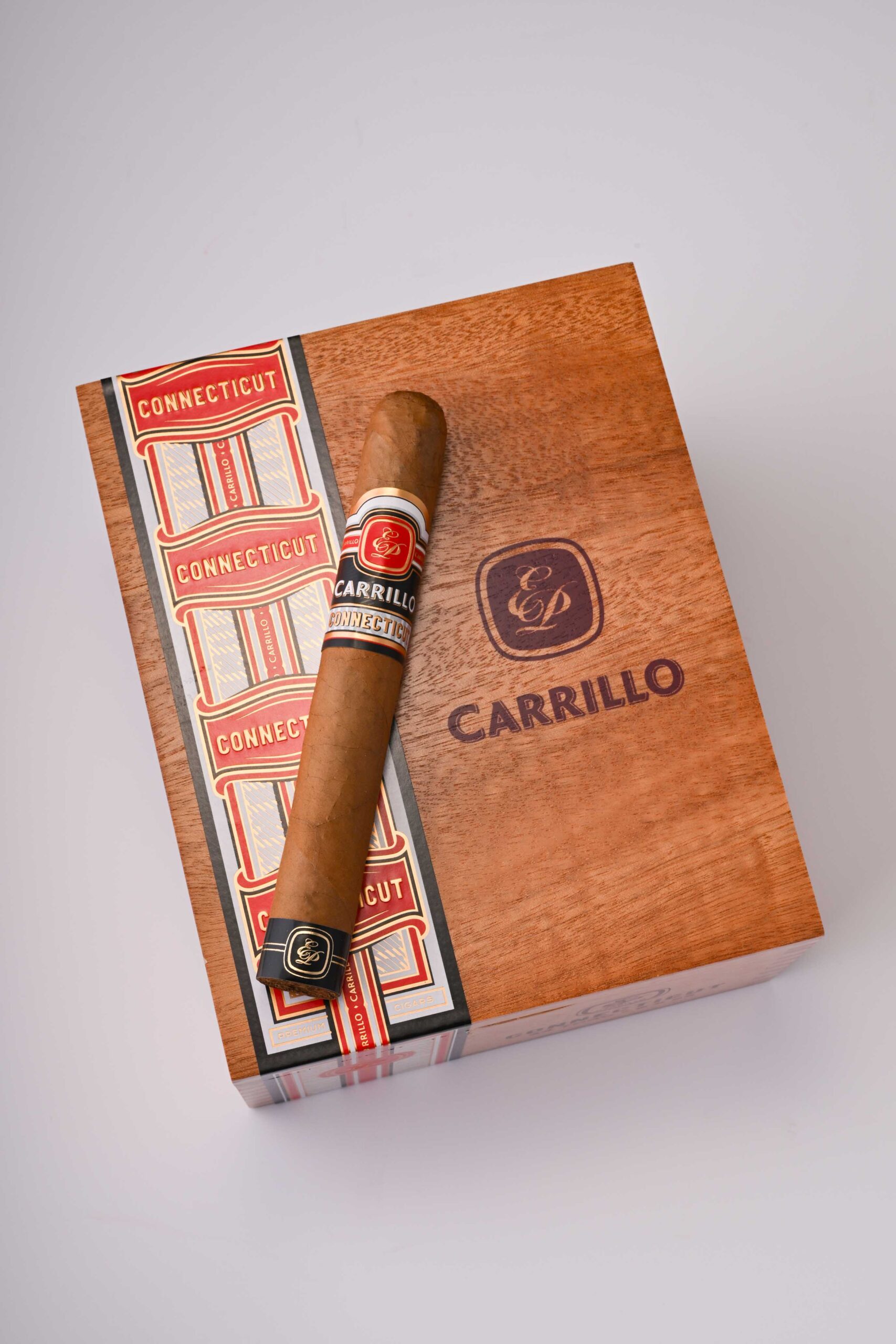 E.P. Carrillo E.P. 卡里洛 精华 康涅狄格 罗布斯图 雪茄资料