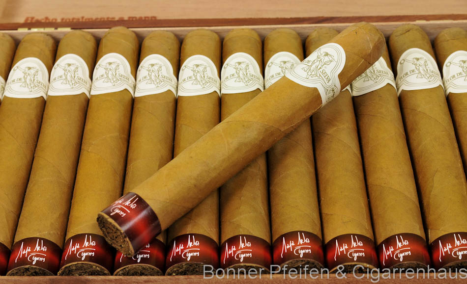 Flor de Selva Cigars Corona - Bonner Pfeifen- & Cigarrenhaus