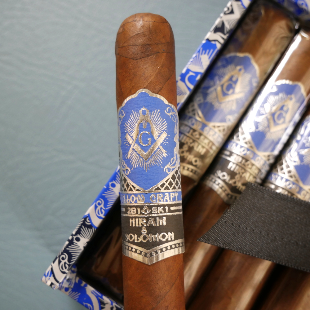 Hiram & Solomon Fellow Craft Robusto Cigar - 1 Single