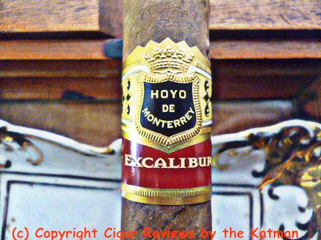 Hoyo de Monterrey 奥尔莫克 Excalibur 传奇挑战者 雪茄资料
