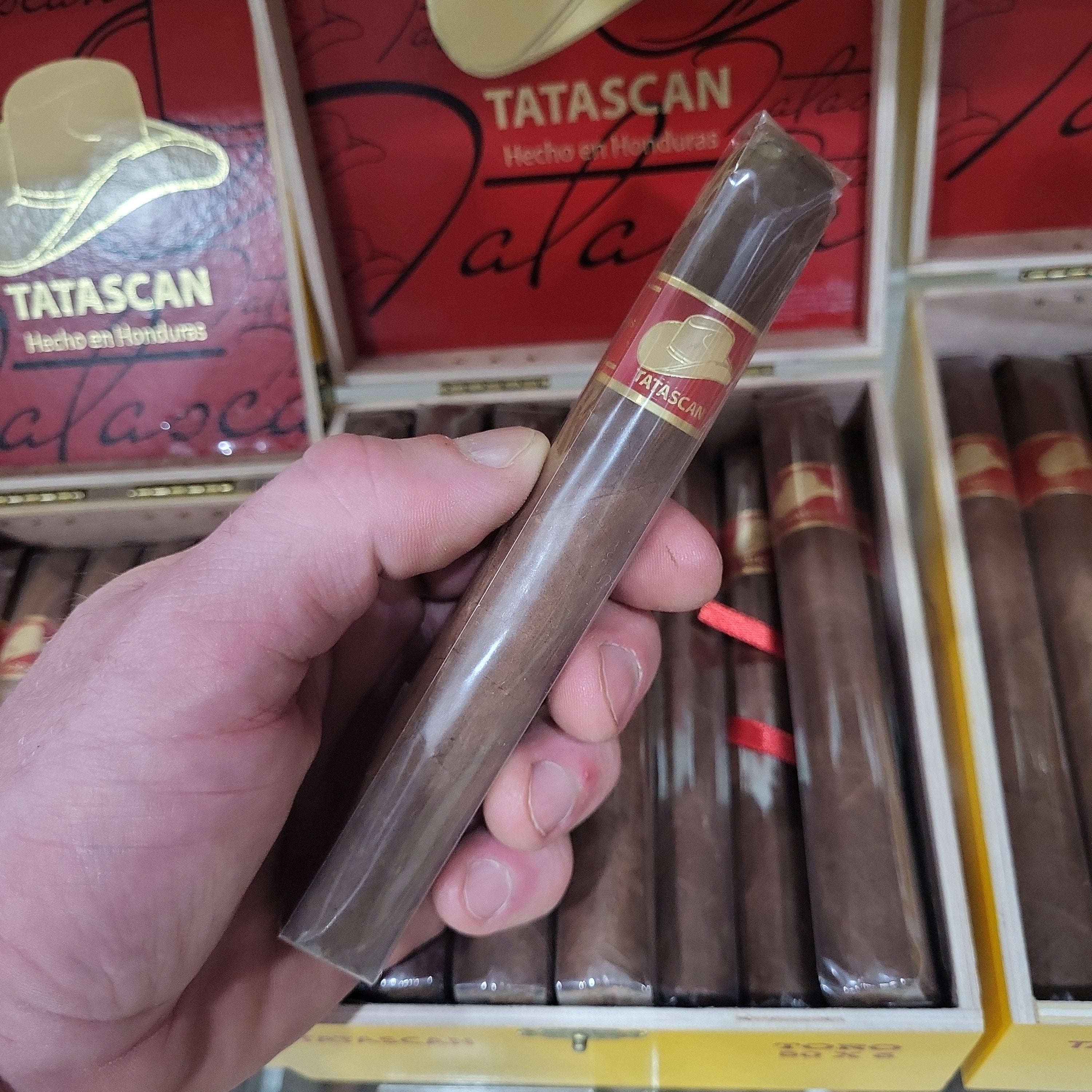 JRE Tatascan Habano Toro 6×50 - Route 30 Cigars