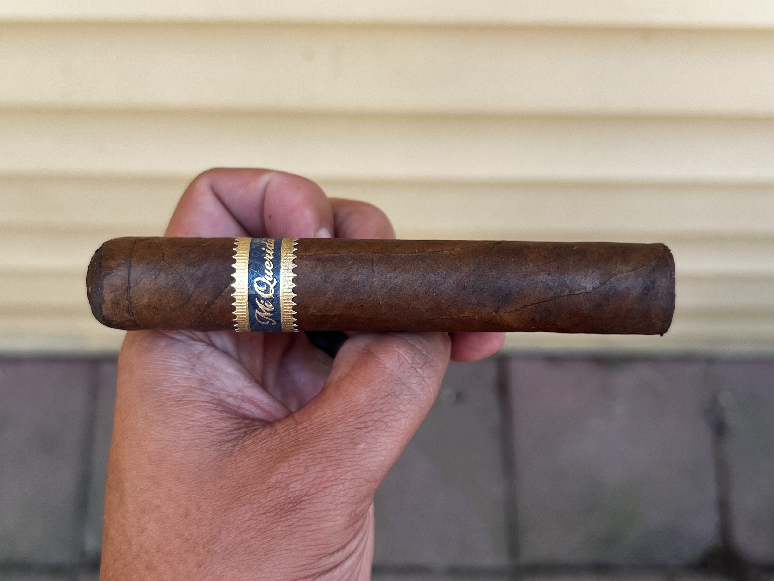 Dunbarton Tobacco & Trust Mi Querida 蓝色罗布图 雪茄资料