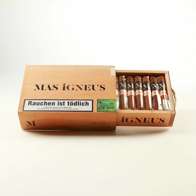 Luciano Cigars Mas Igneus Short Robusto im Cigarmaxx Shop kaufen.